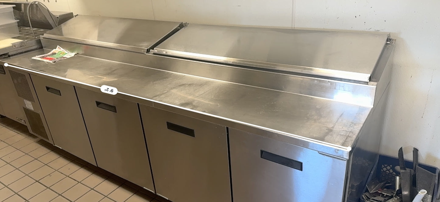 Randell Commercial Pizza Prep Table Refrigerator 111 Inch 84111N